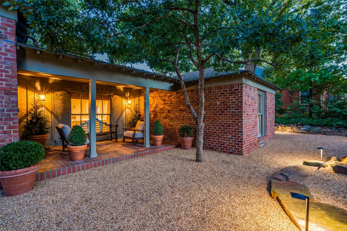 1450 Junior Drive Dallas TX 75208