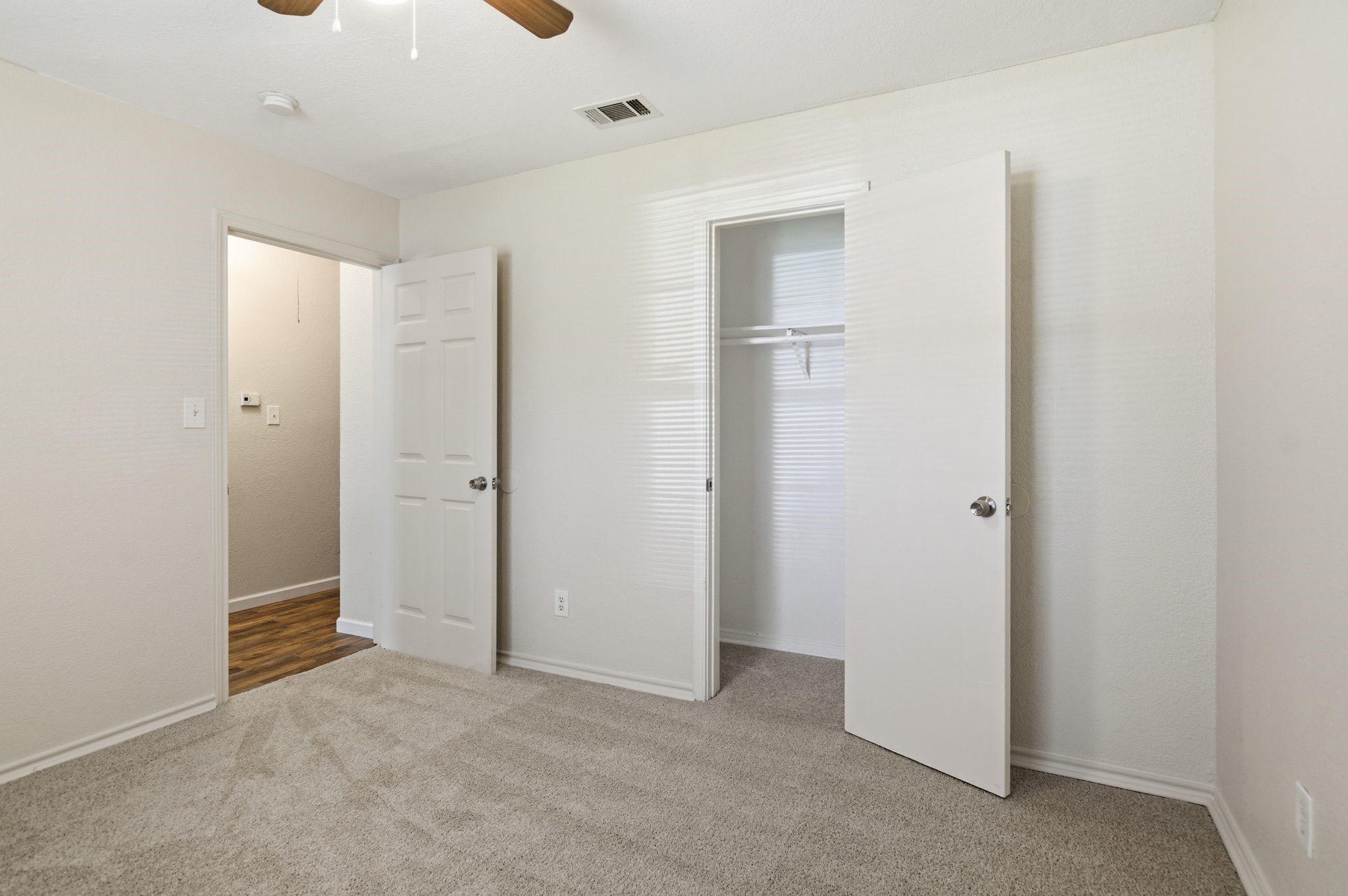 4909 Sandage Avenue Fort Worth TX 76115