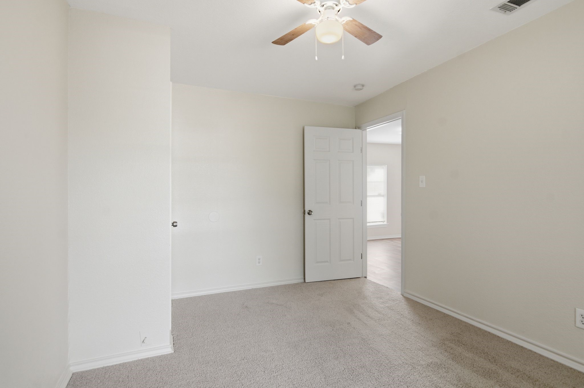 4909 Sandage Avenue Fort Worth TX 76115