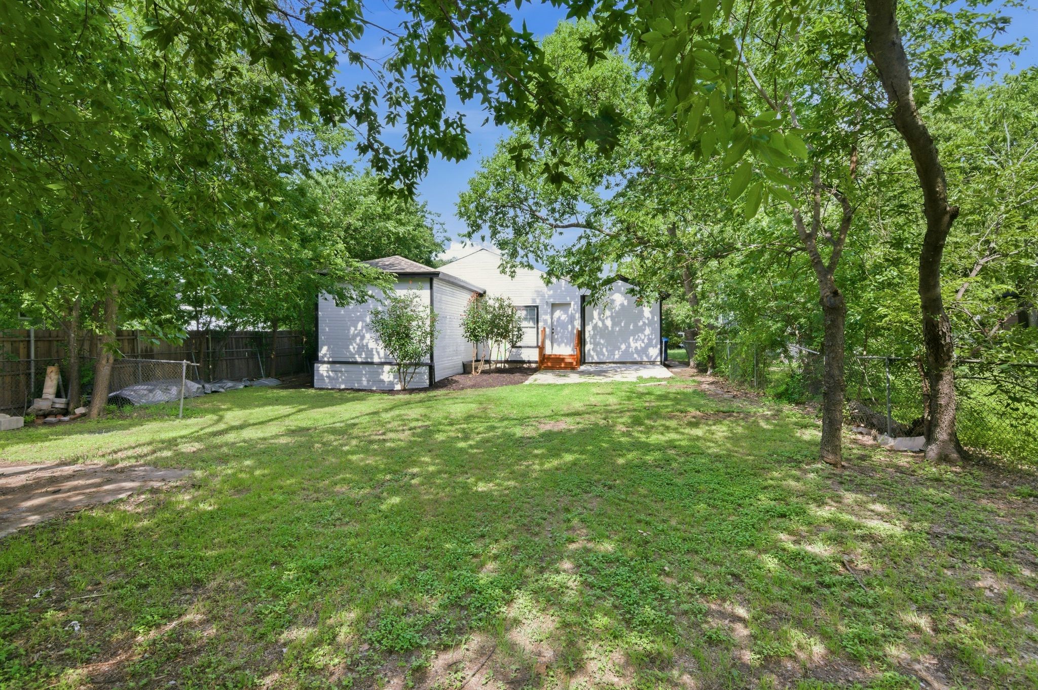 4909 Sandage Avenue Fort Worth TX 76115