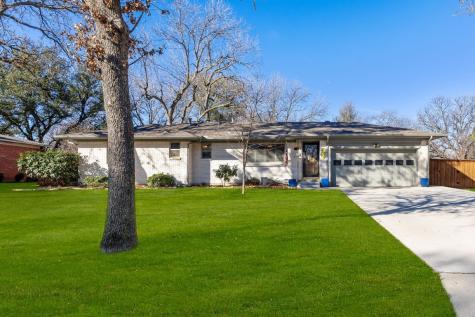 427 Degan Avenue Lewisville TX 75057