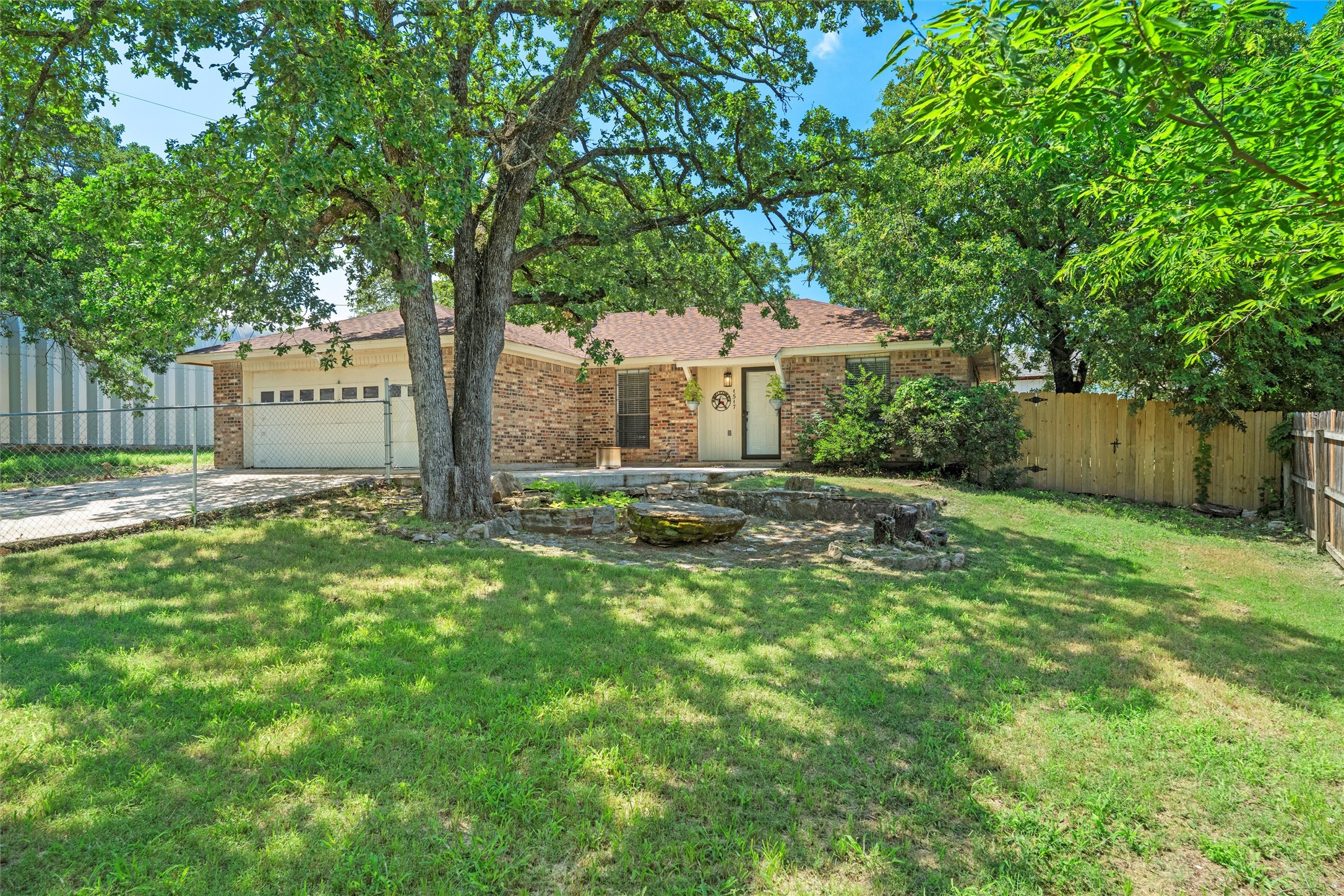 1517 Willow Wood Drive Azle TX 76020