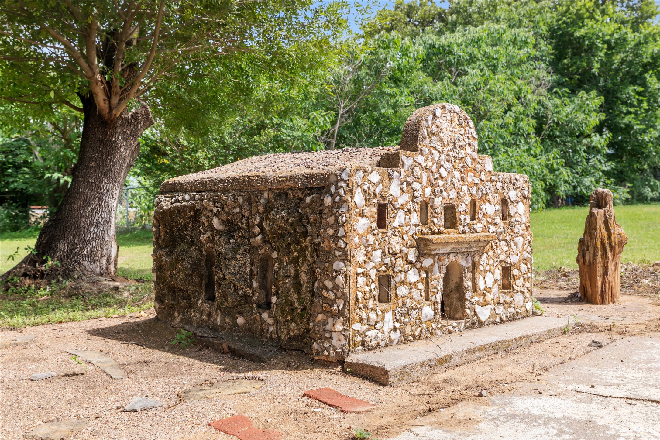 500 E Ham Avenue De Leon TX 76444