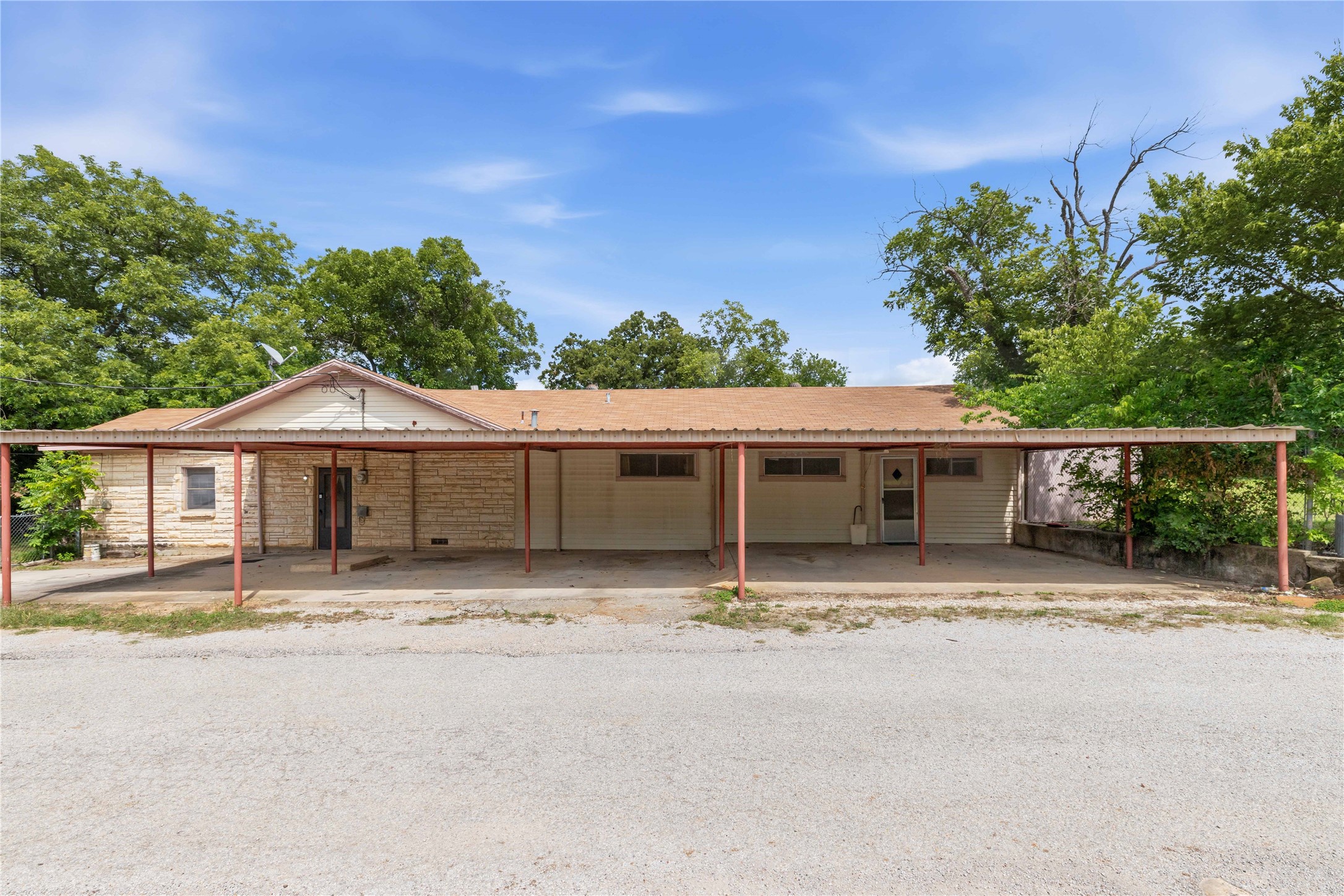 500 E Ham Avenue De Leon TX 76444