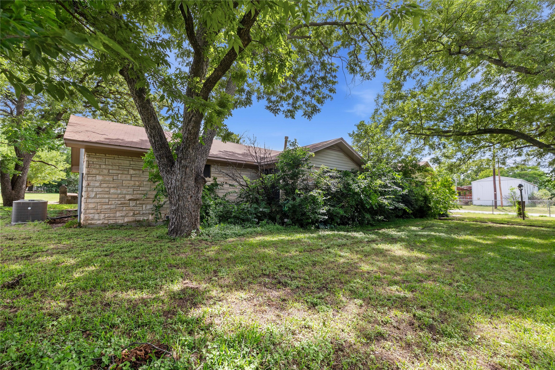 500 E Ham Avenue De Leon TX 76444