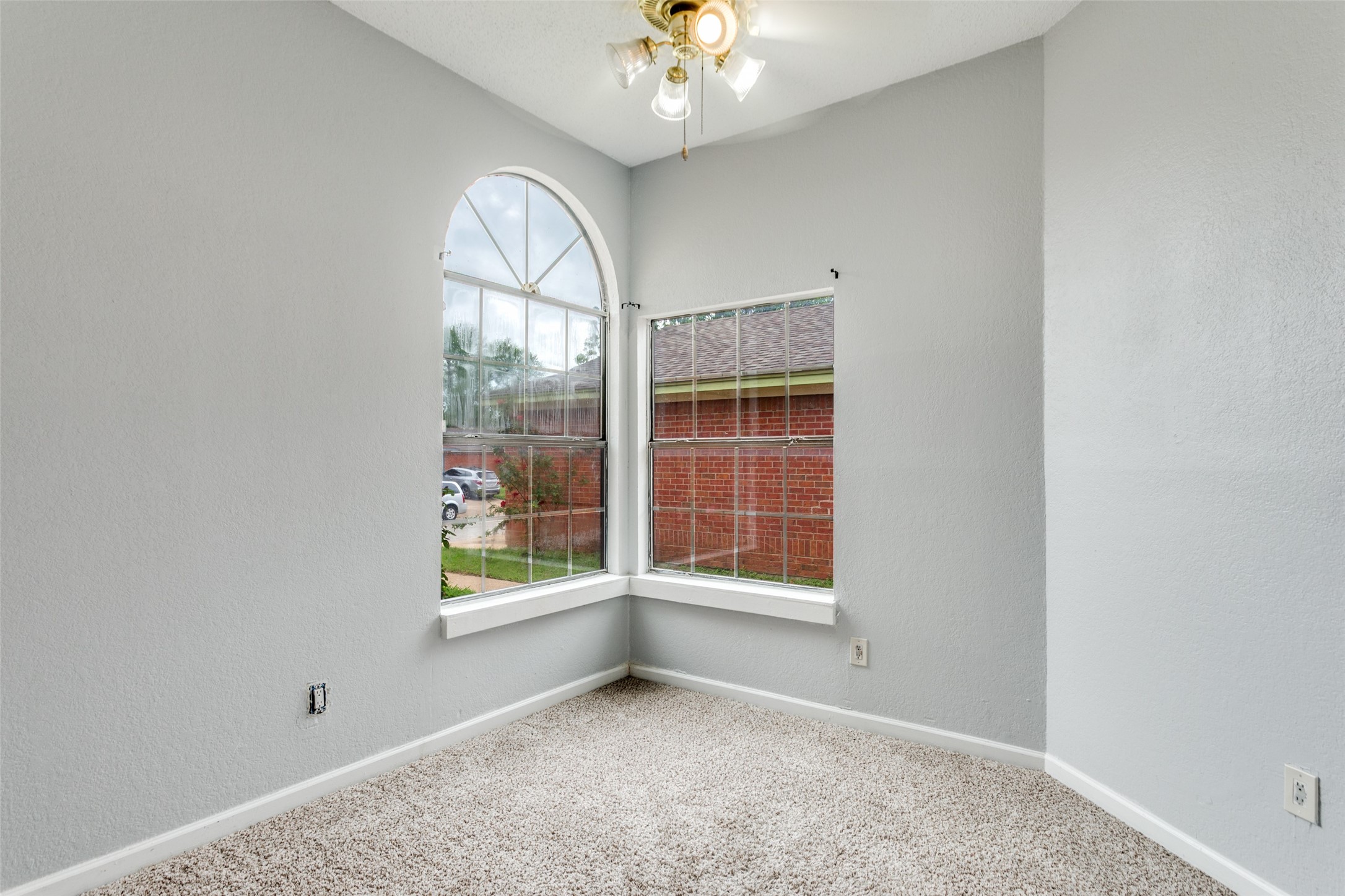 4745 Poppy Drive E Fort Worth TX 76137