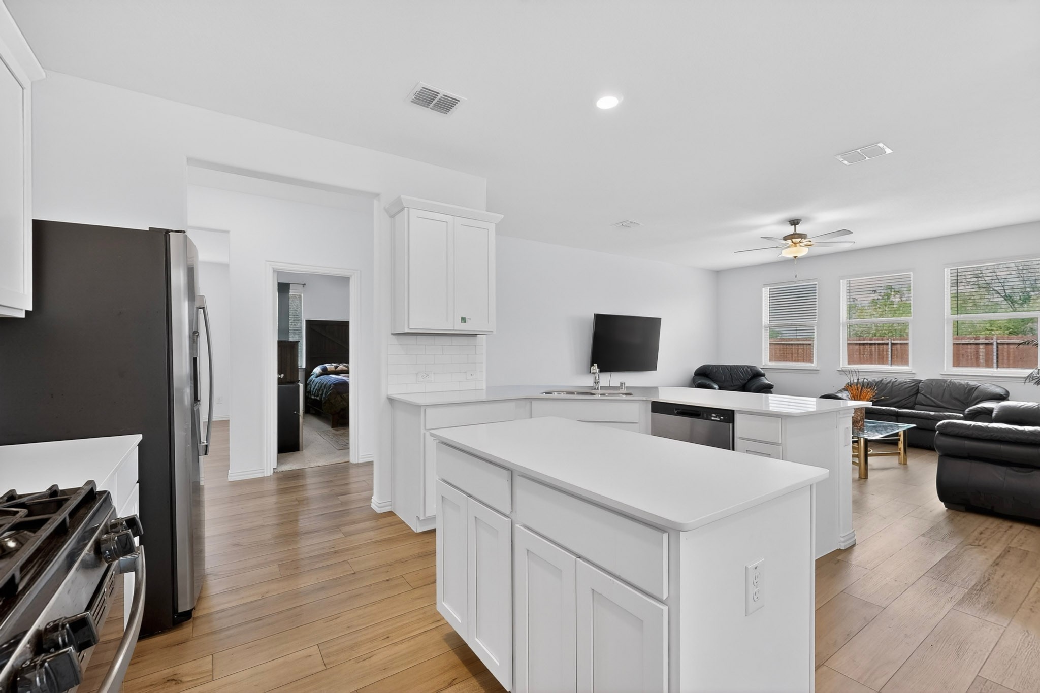 3401 Kingsview Drive Denton TX 76207