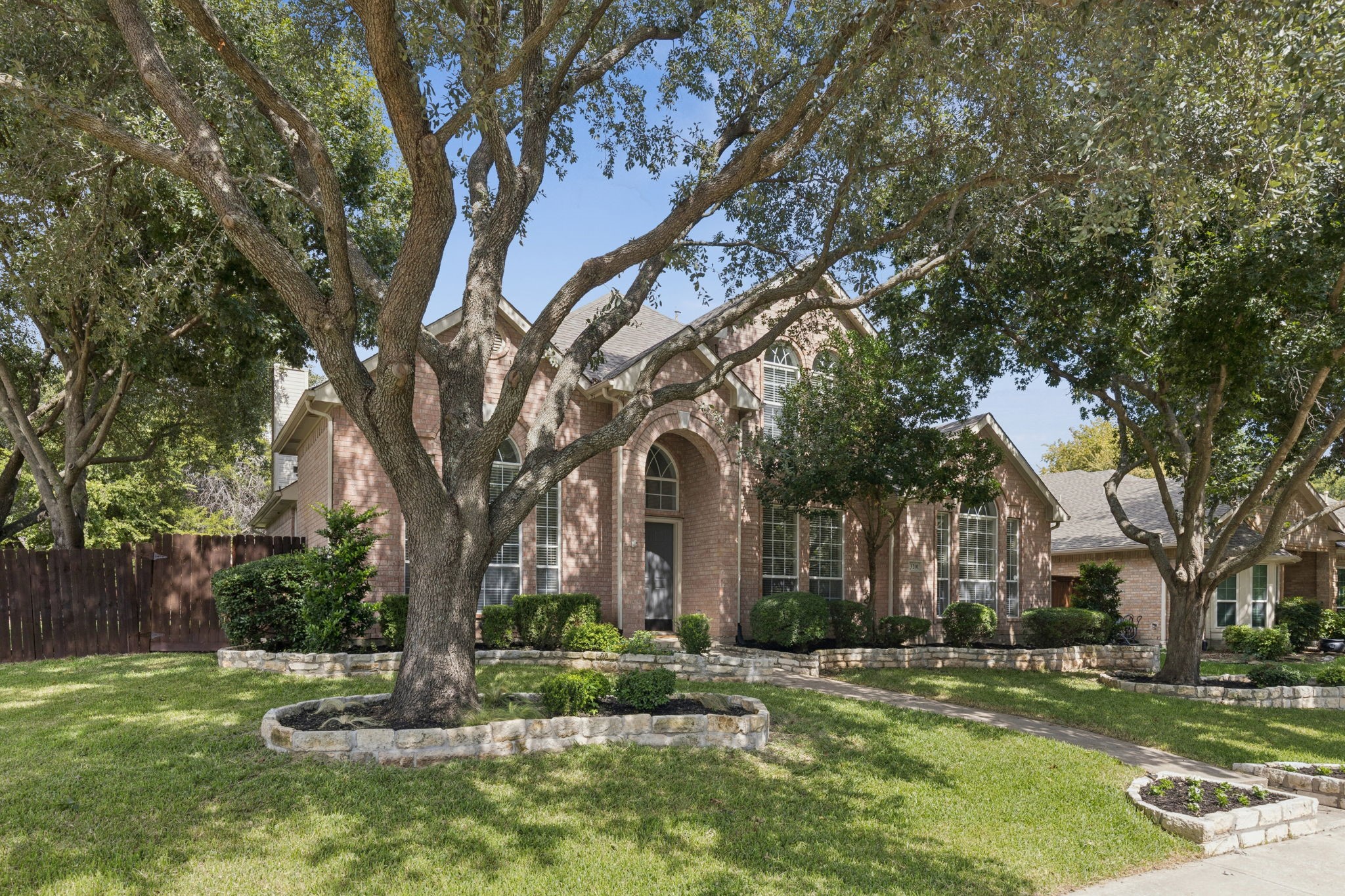 3201 Heatherbrook Drive Plano TX 75074