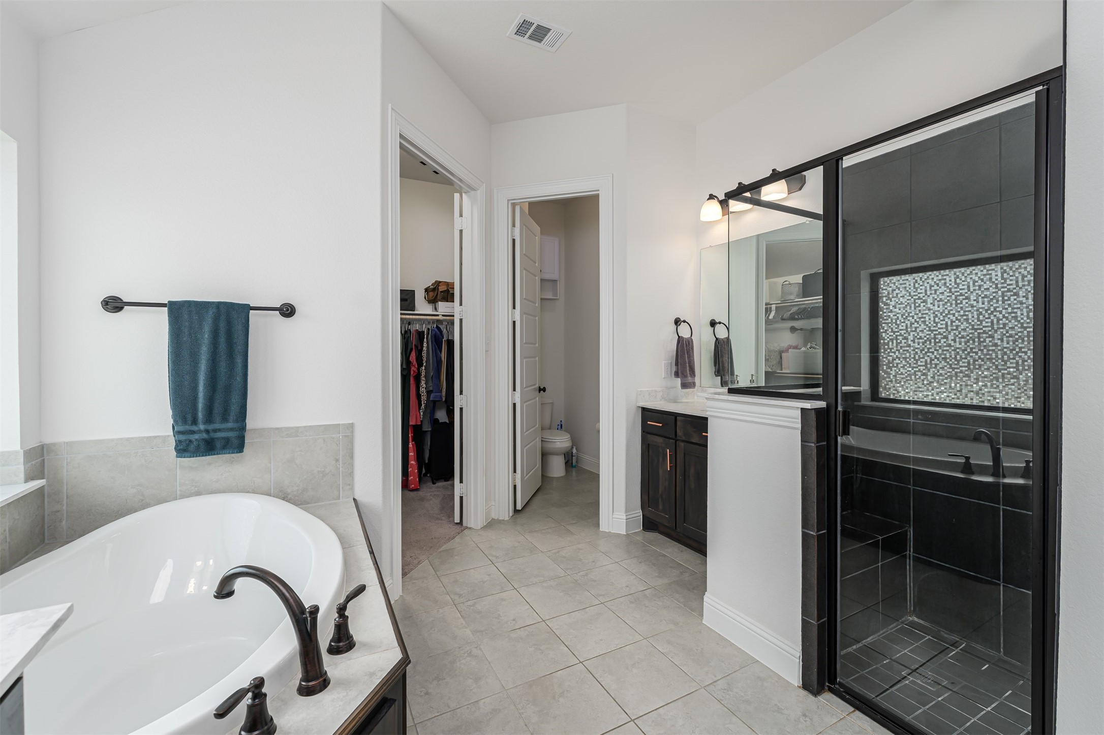 279 Moonshadow Drive Waxahachie TX 75165