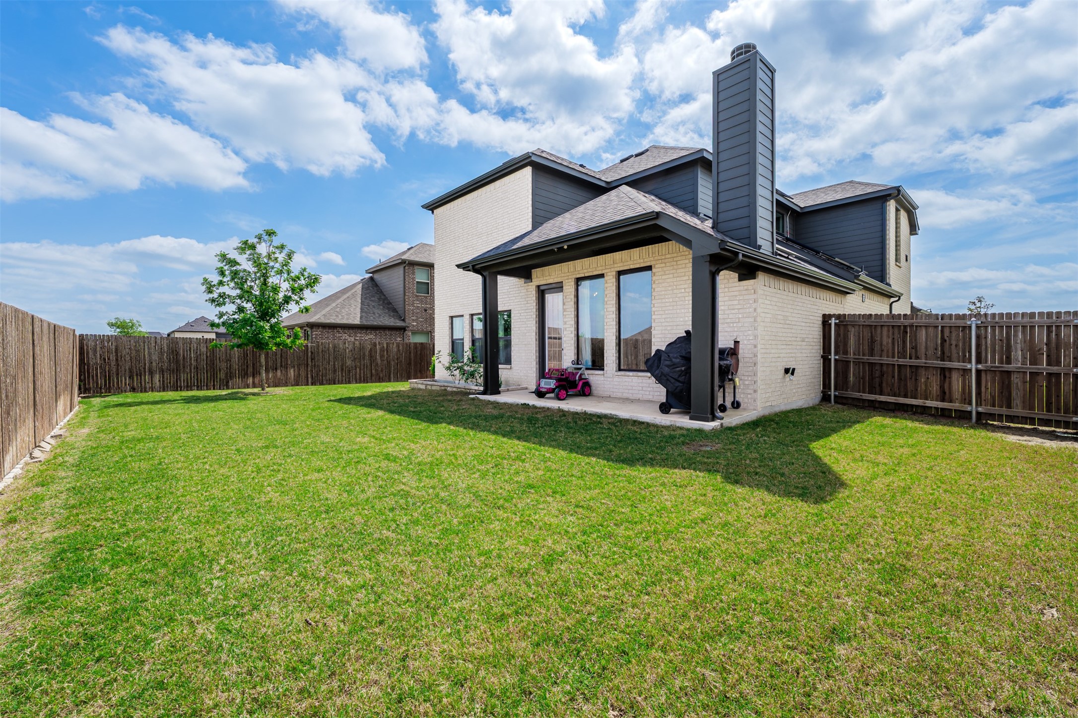 279 Moonshadow Drive Waxahachie TX 75165