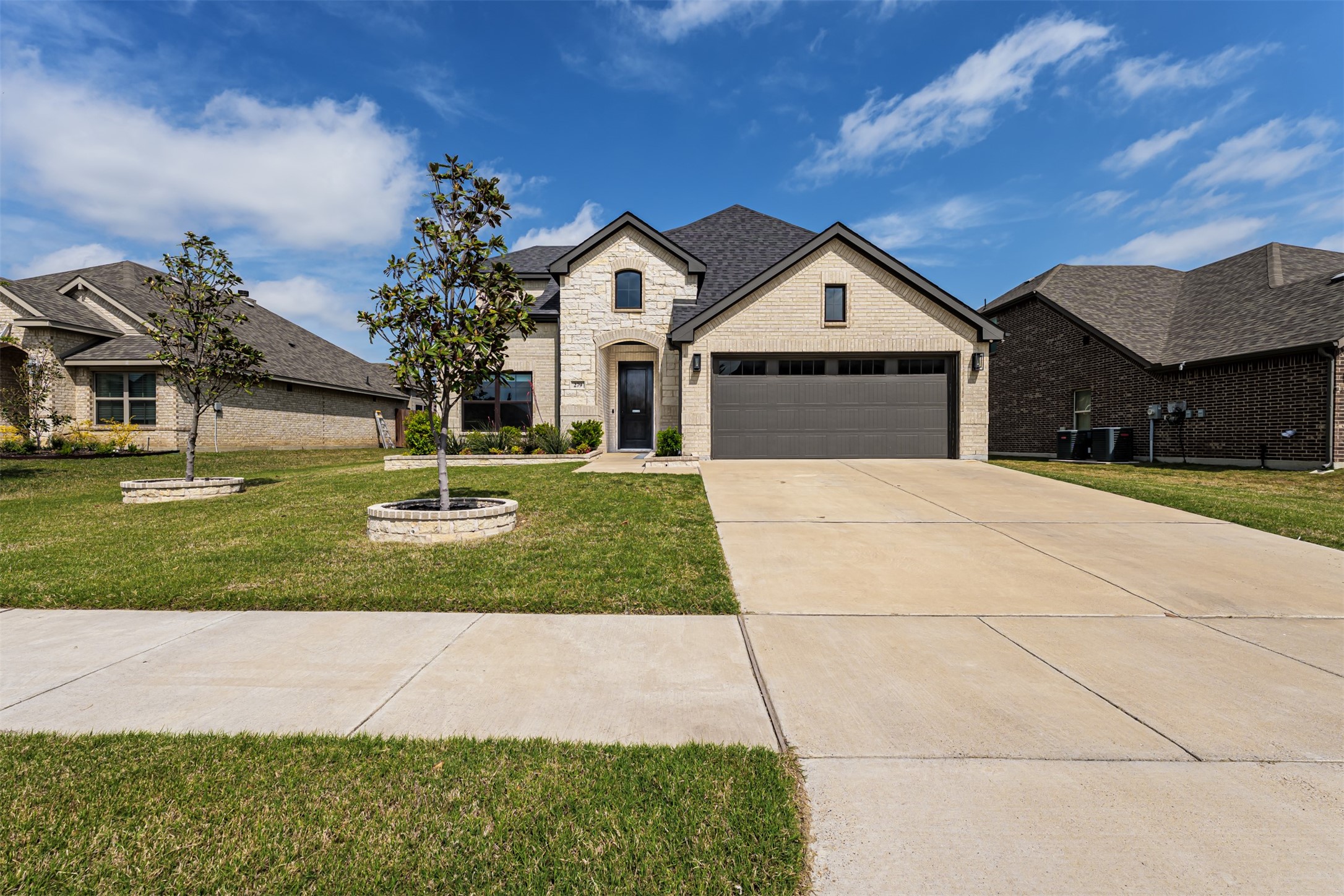 279 Moonshadow Drive Waxahachie TX 75165