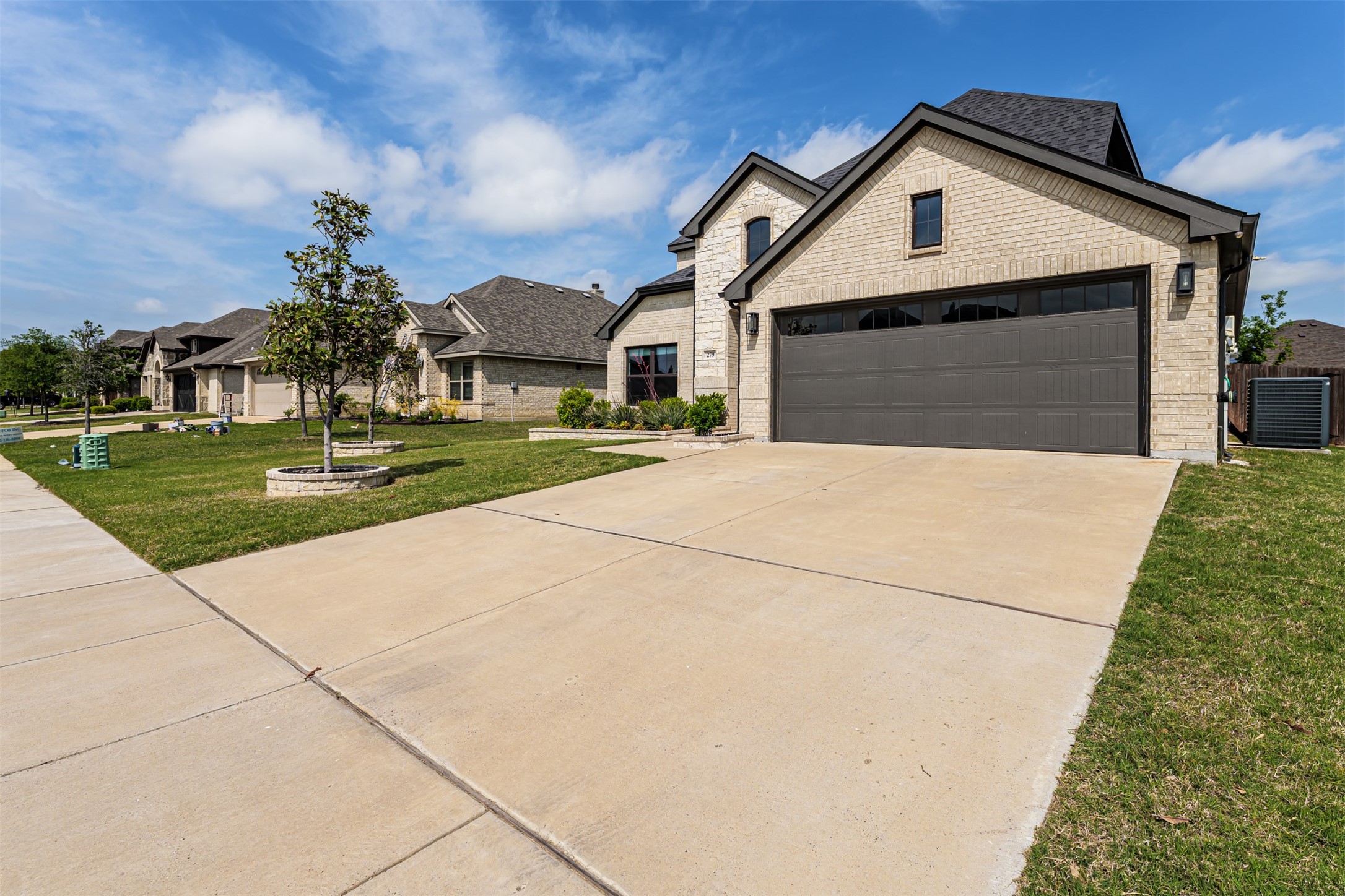 279 Moonshadow Drive Waxahachie TX 75165