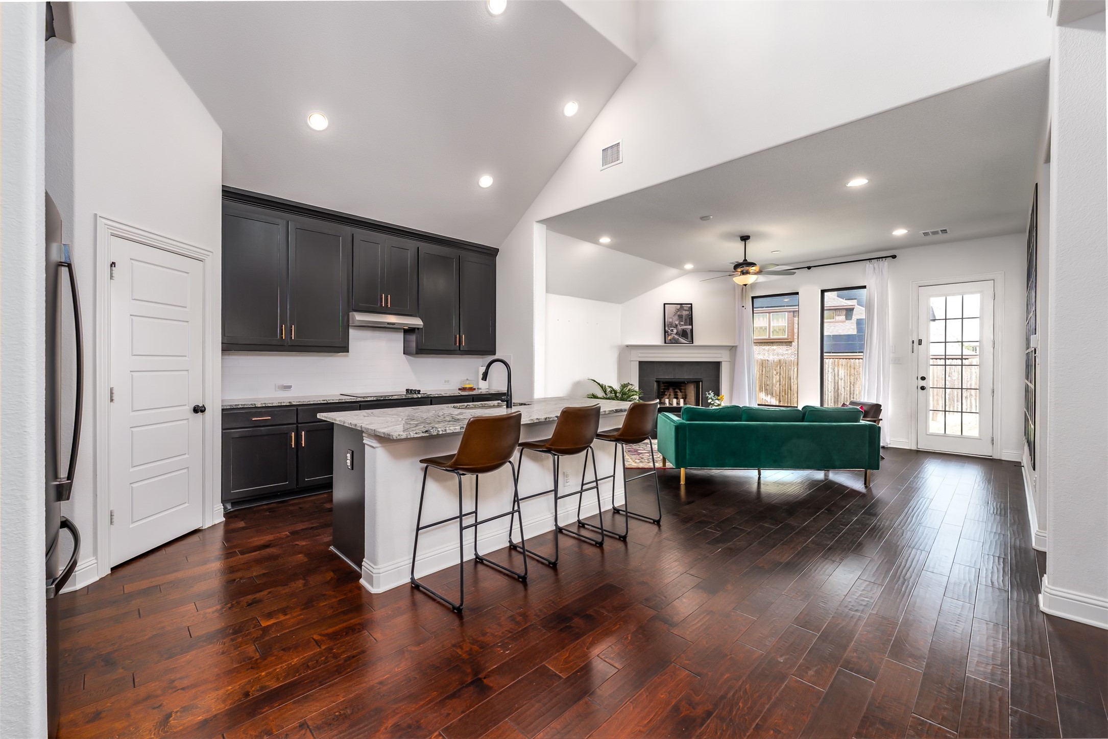 279 Moonshadow Drive Waxahachie TX 75165