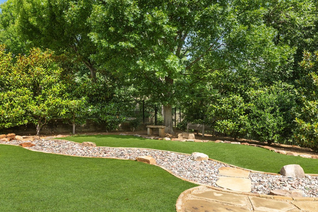 4004 Hook Bill Drive Mckinney TX 75072