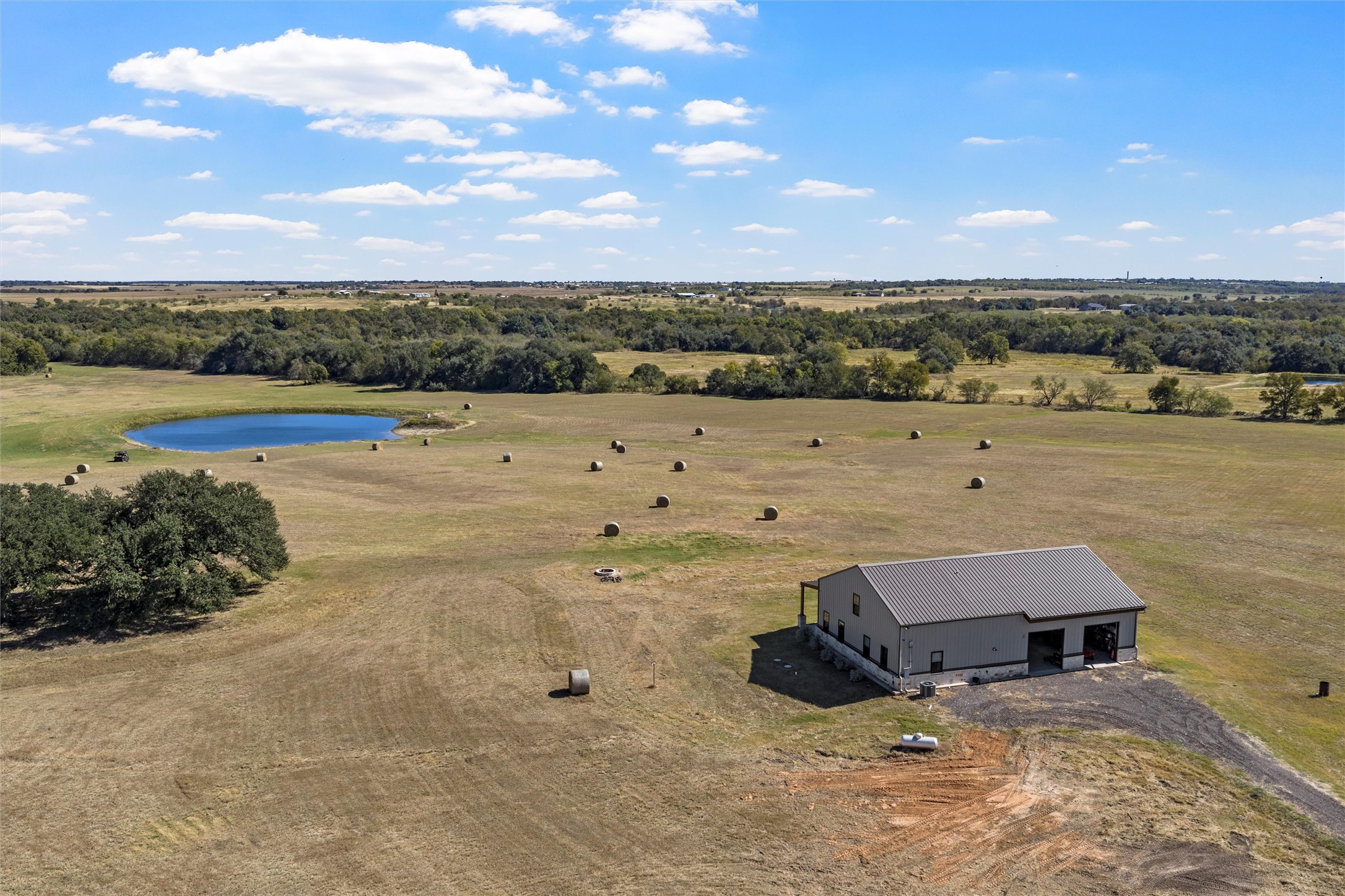 684 County Road 473 Lott TX 76656