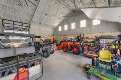 684 County Road 473 Lott TX 76656