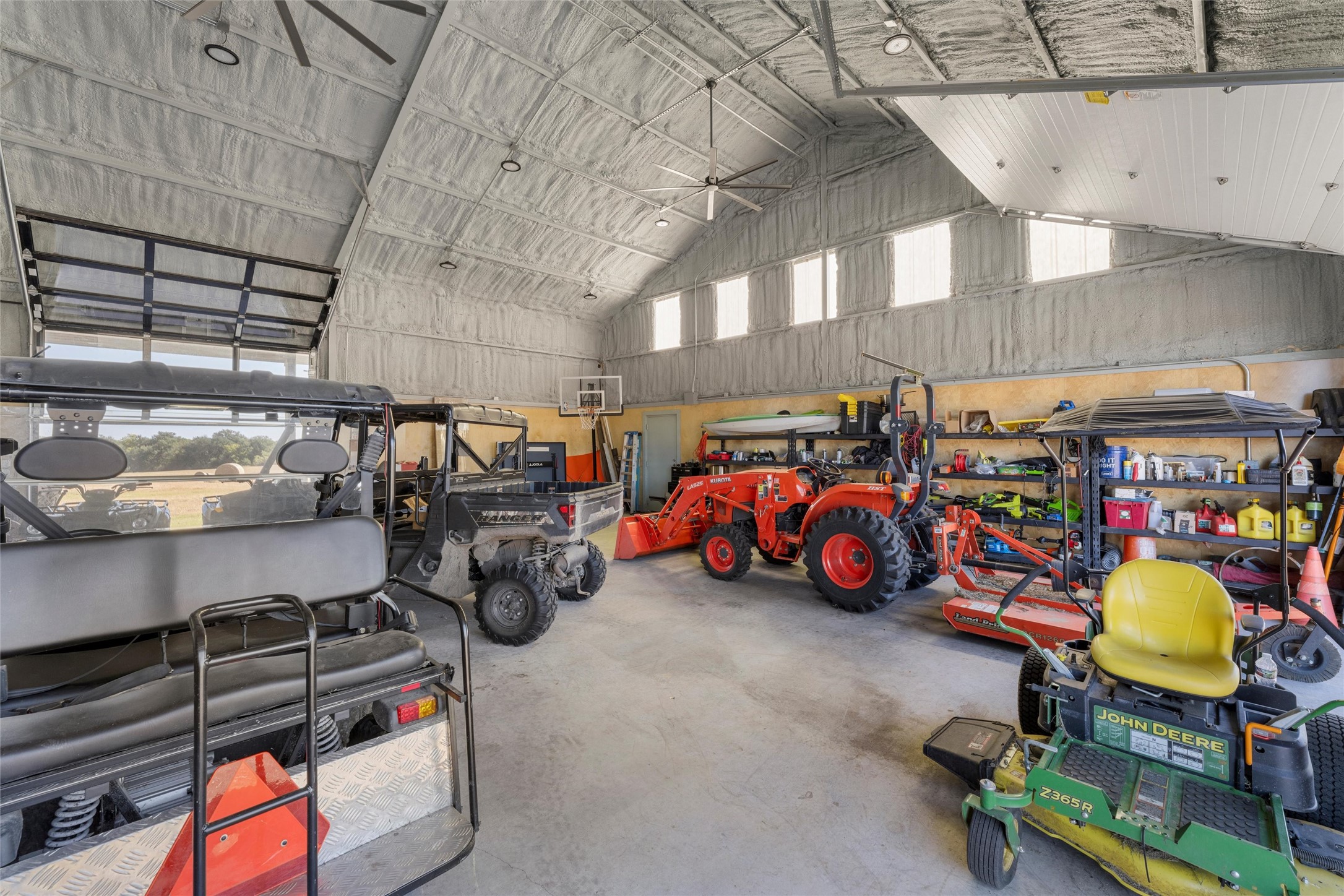 684 County Road 473 Lott TX 76656