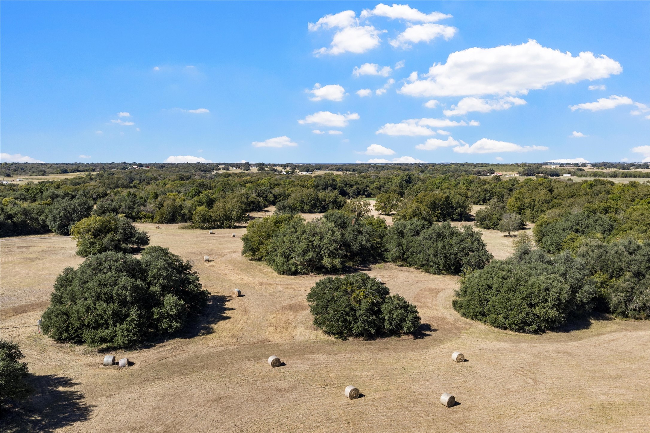 684 County Road 473 Lott TX 76656