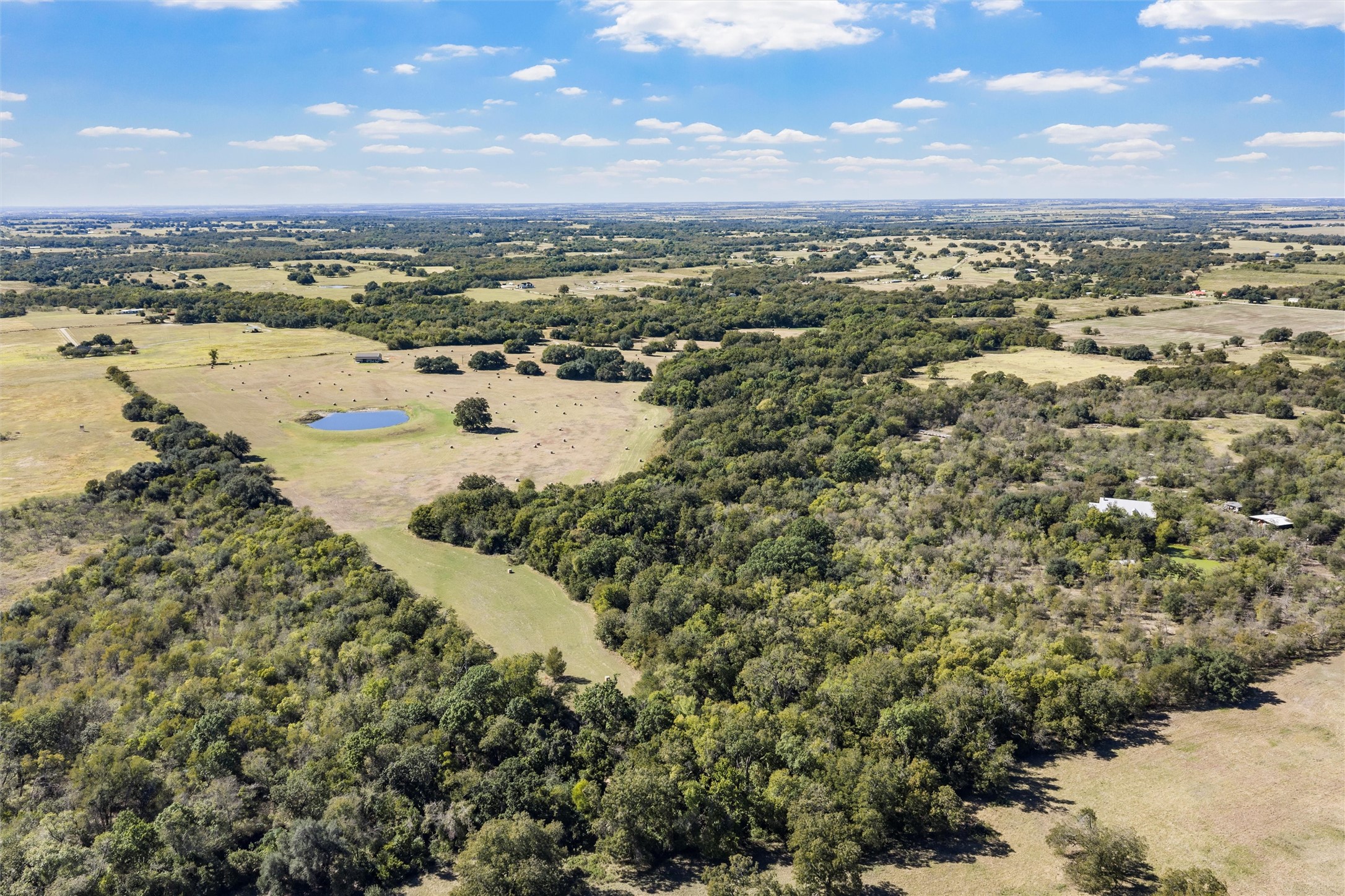 684 County Road 473 Lott TX 76656