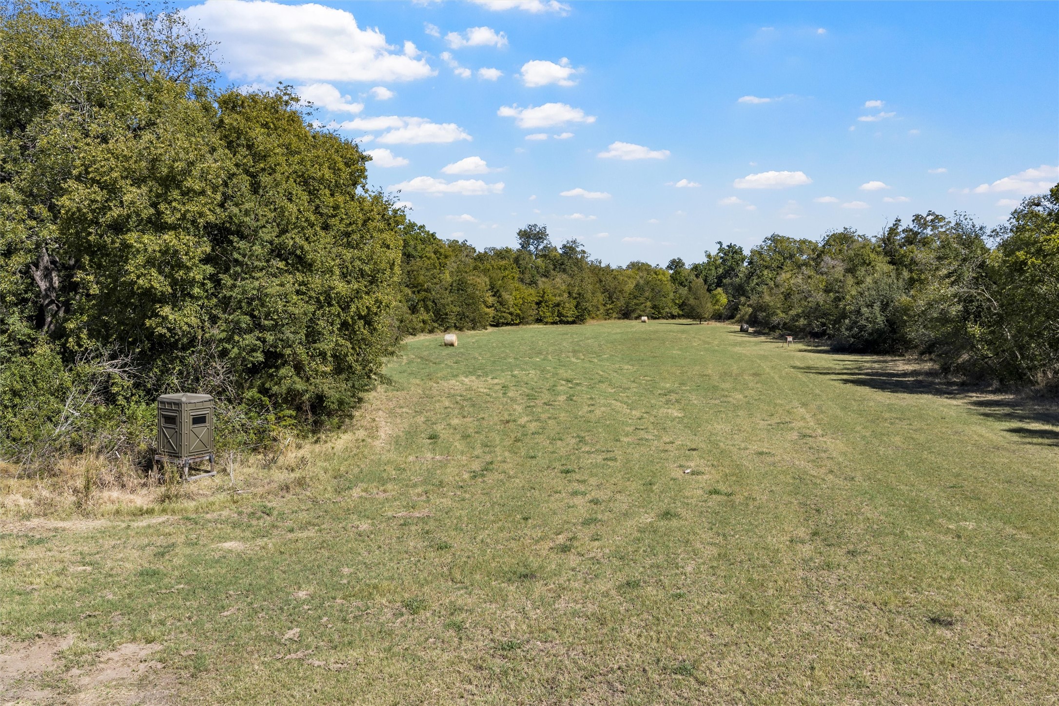 684 County Road 473 Lott TX 76656