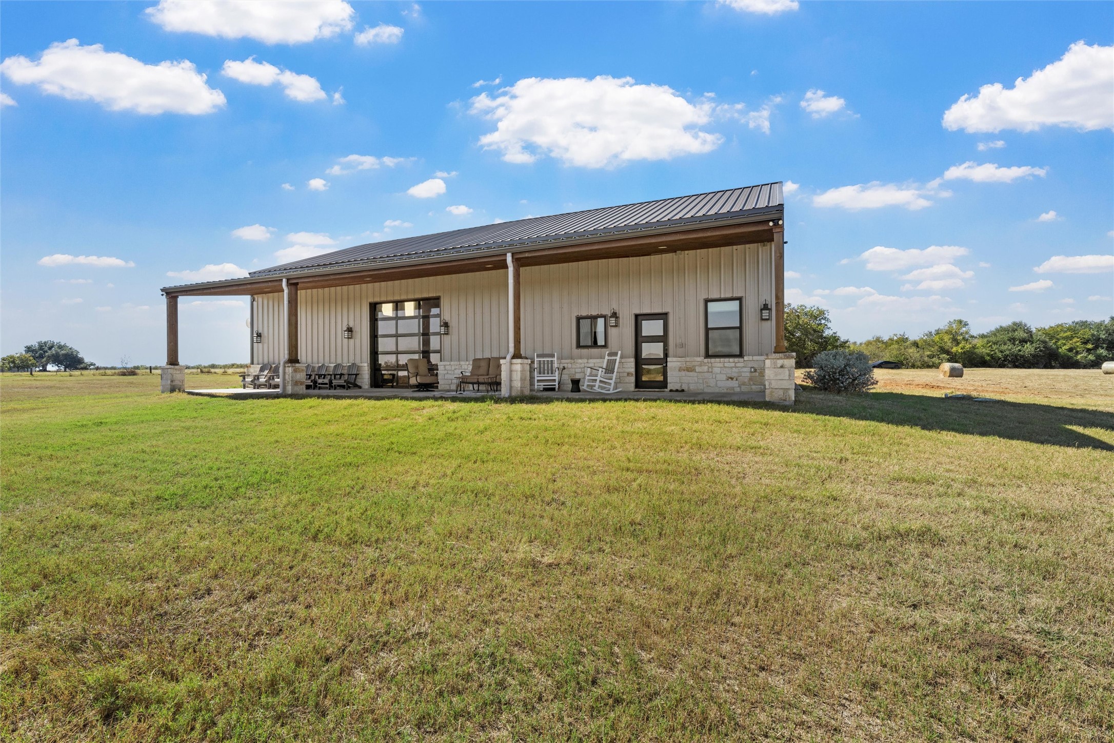684 County Road 473 Lott TX 76656
