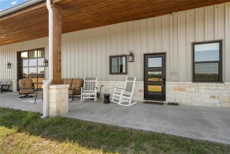684 County Road 473 Lott TX 76656