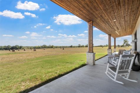 684 County Road 473 Lott TX 76656