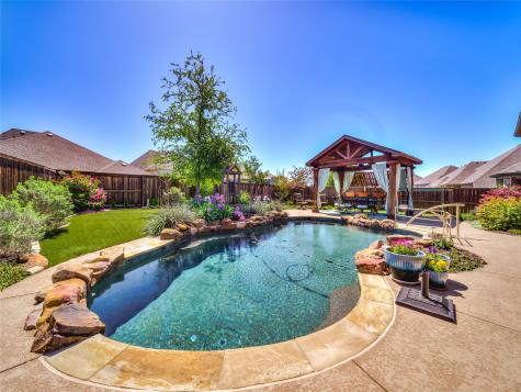 2400 Newton Lane Mckinney TX 75071