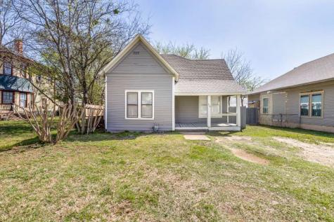 722 N Anglin Street Cleburne TX 76031