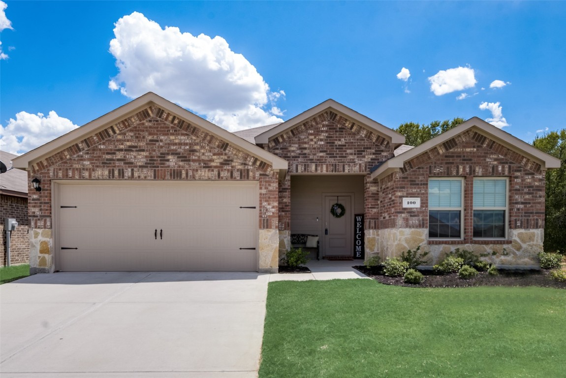 100 Silver Charm Lane Caddo Mills TX 75135
