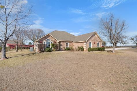 1425 Moccasin Bend Road Gatesville TX 76528