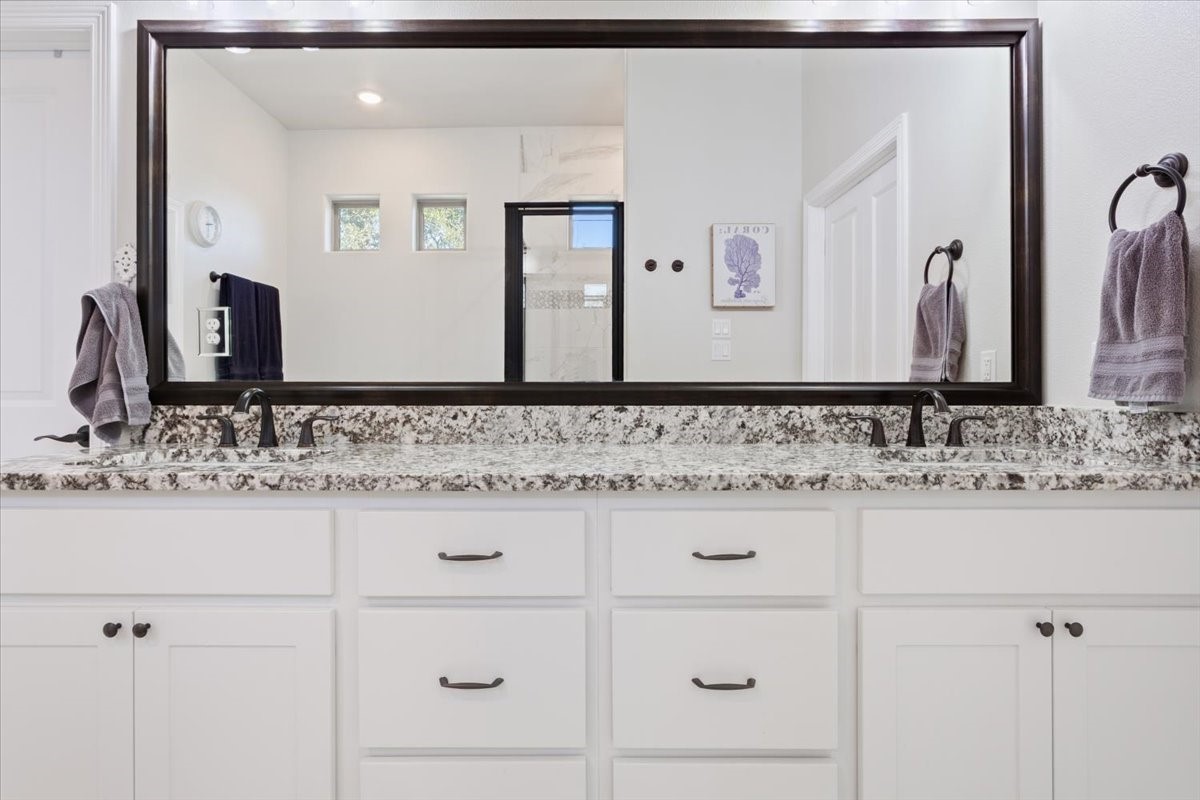 102 Rancho Del Lago Lane Morgans Point Resort TX 76513