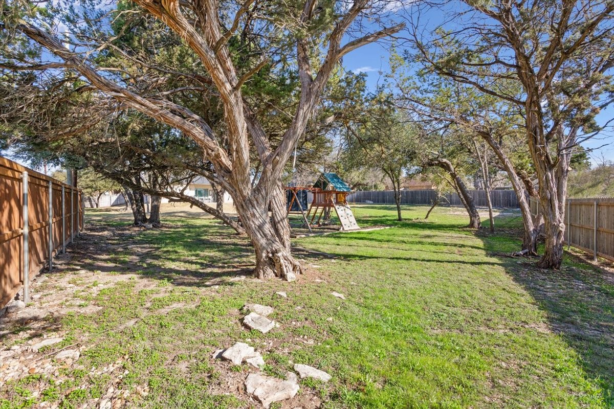 102 Rancho Del Lago Lane Morgans Point Resort TX 76513