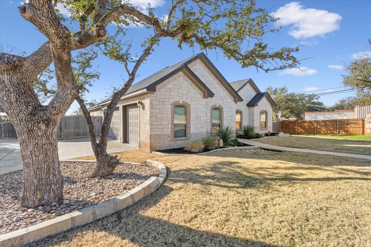 102 Rancho Del Lago Lane Morgans Point Resort TX 76513
