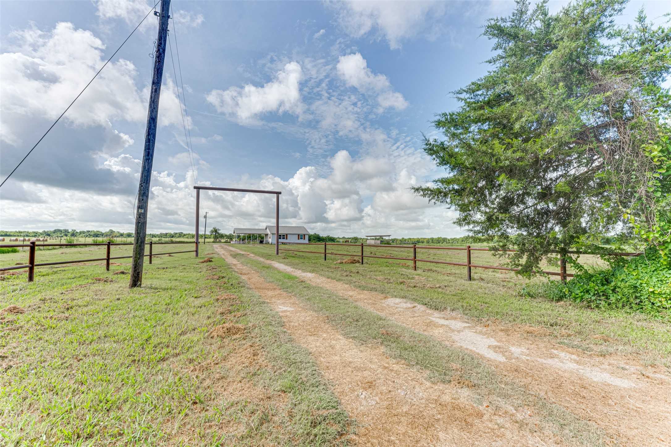 1300 W Fannin Street Rice TX 75155