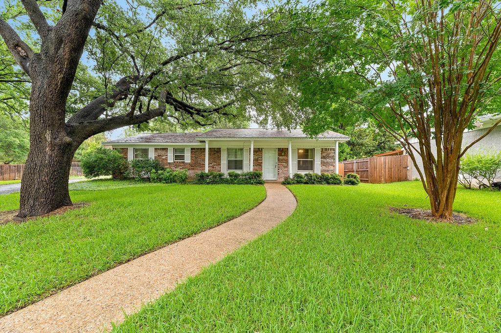 8762 Panther Drive Woodway TX 76712