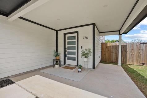 776 E Fulton Street Van Alstyne TX 75495