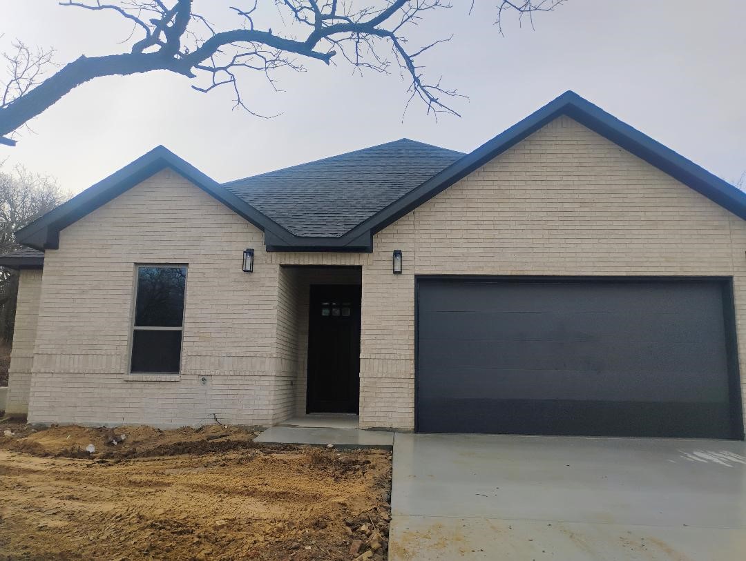 146 Hauser Place Runaway Bay TX 76426