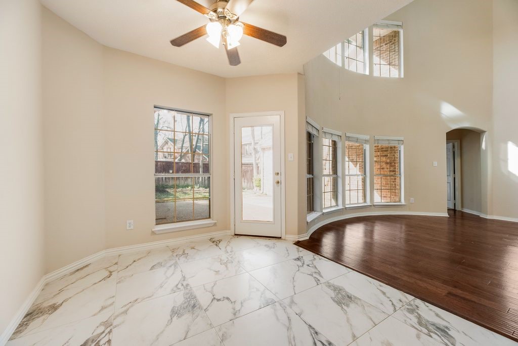 647 Royalwood Court Grand Prairie TX 75052