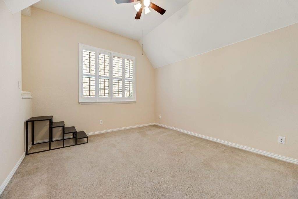 647 Royalwood Court Grand Prairie TX 75052