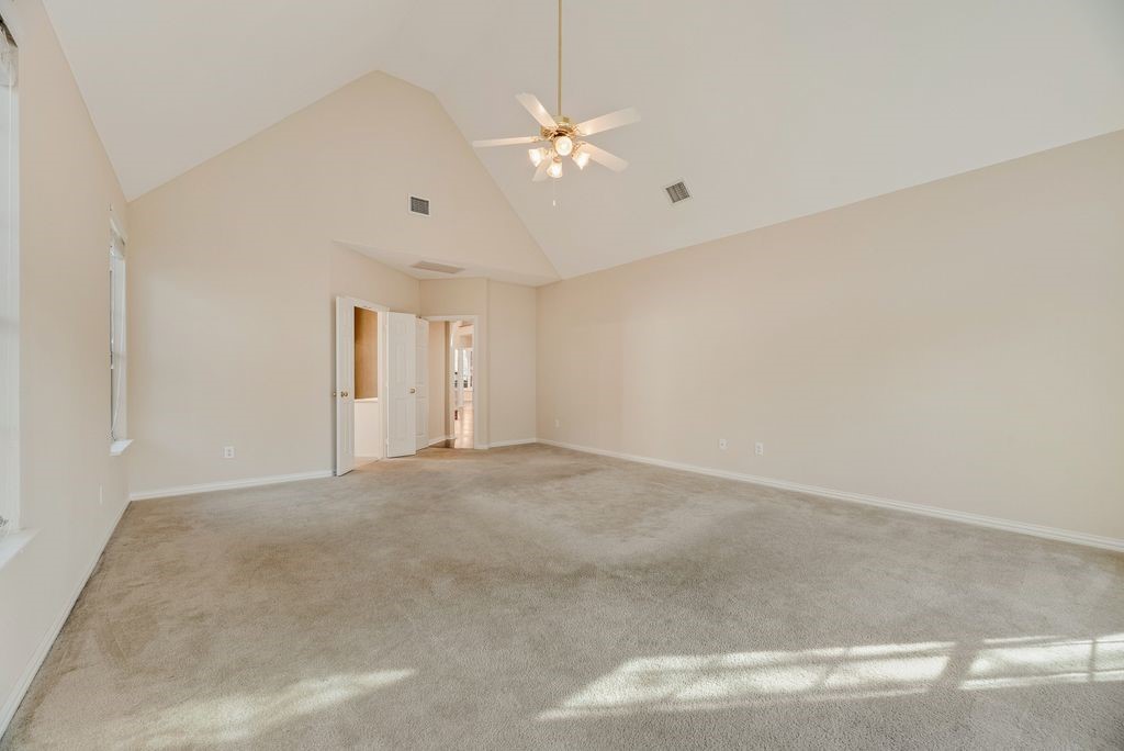 647 Royalwood Court Grand Prairie TX 75052