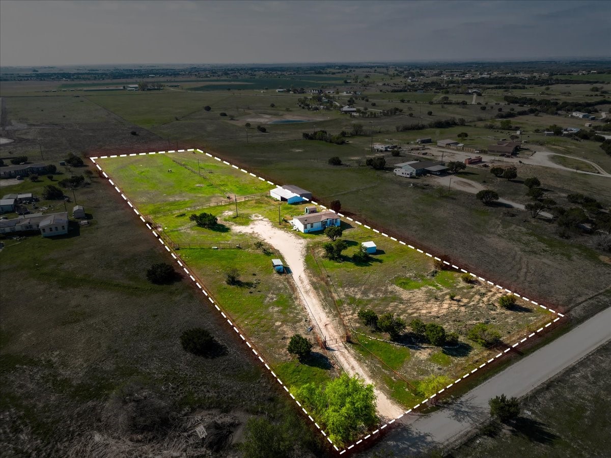 1251 County Road 233 Stephenville TX 76401