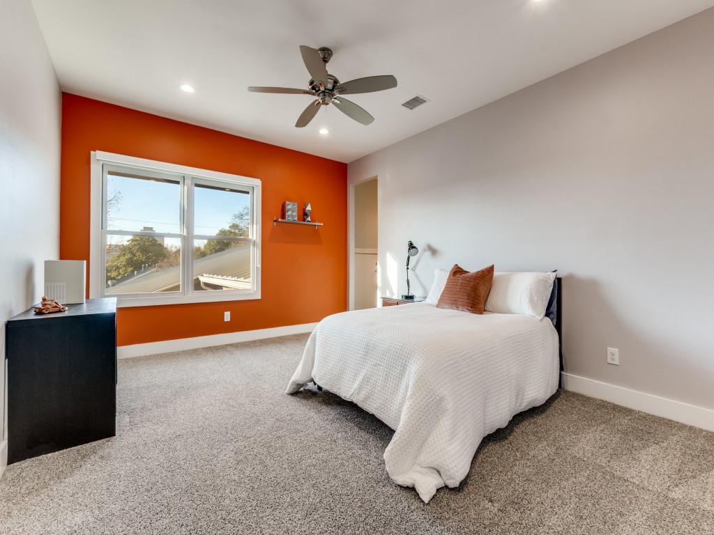 7912 Hanover Street Dallas TX 75225