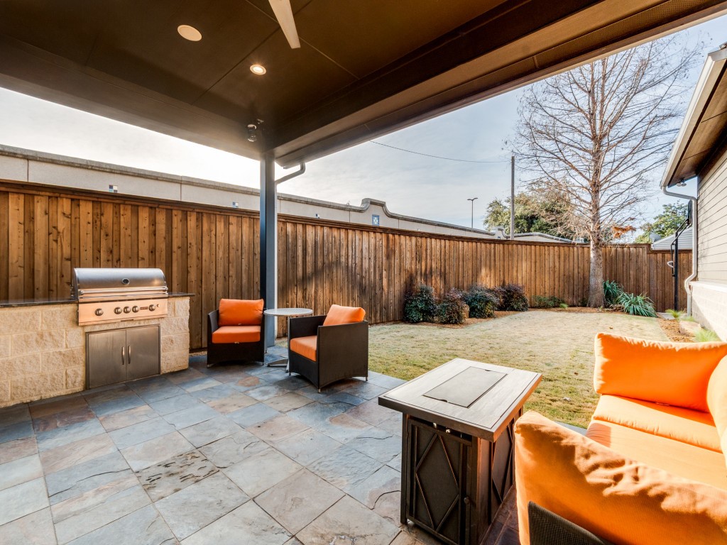 7912 Hanover Street Dallas TX 75225