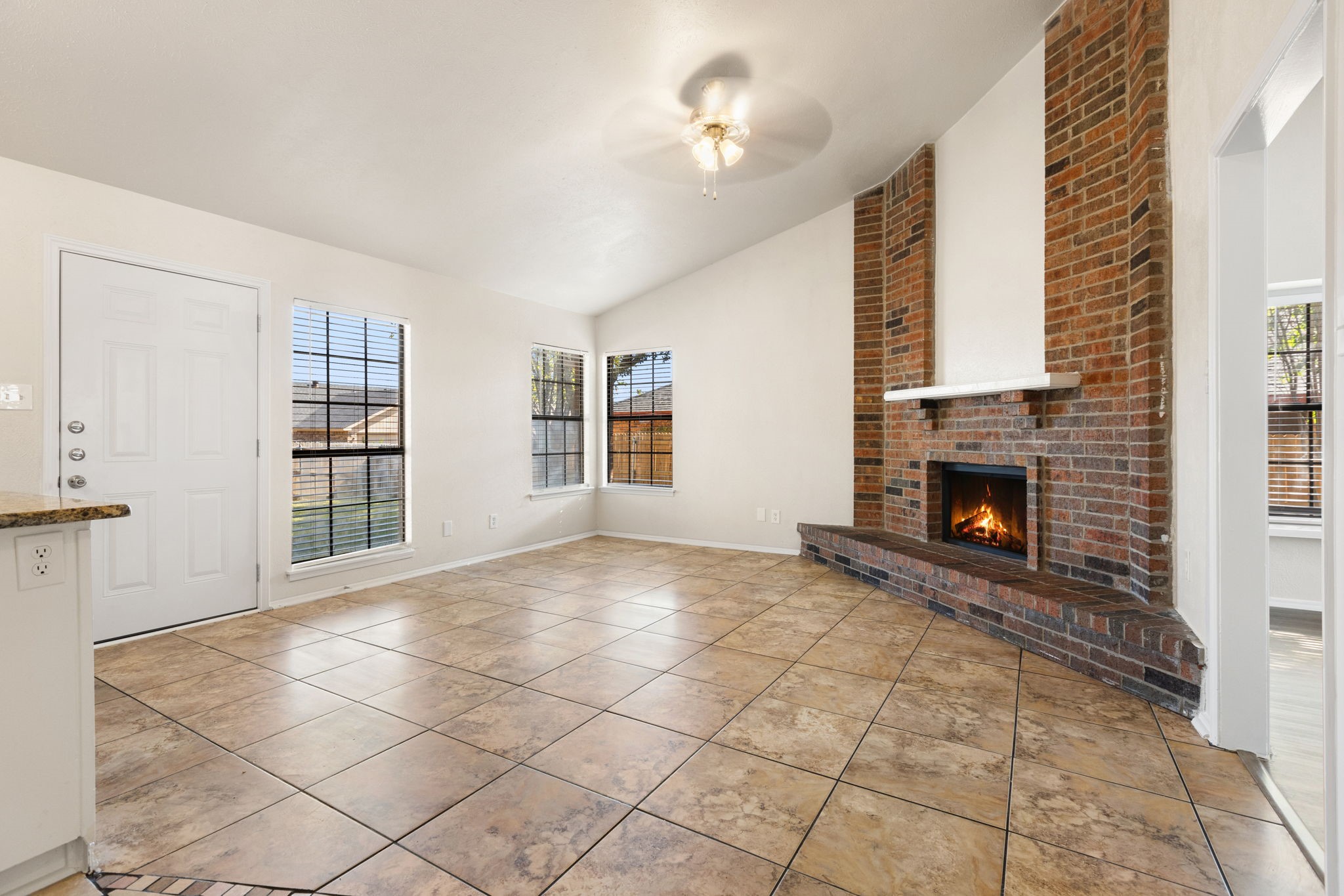 1025 Opal Drive Desoto TX 75115