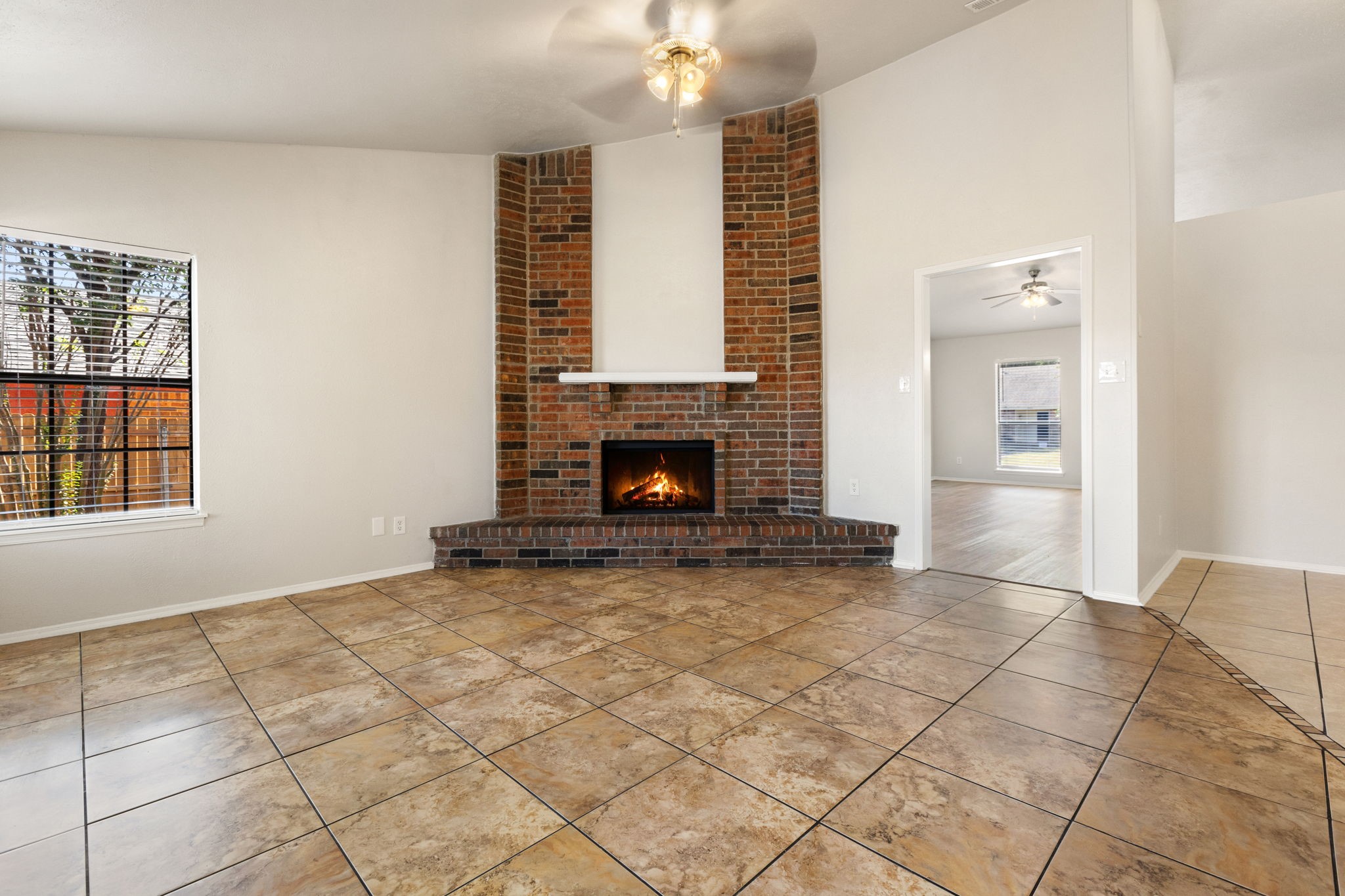 1025 Opal Drive Desoto TX 75115