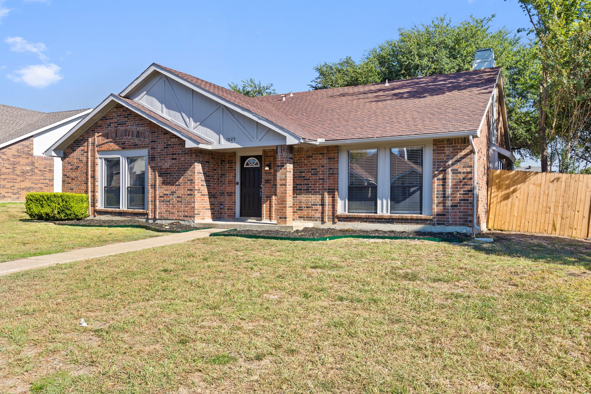 1025 Opal Drive Desoto TX 75115