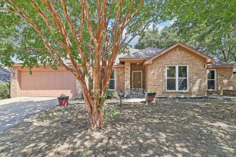 1902 Oxford Drive Kaufman TX 75142