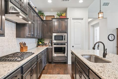 6800 Sleepy River Street Mckinney TX 75070