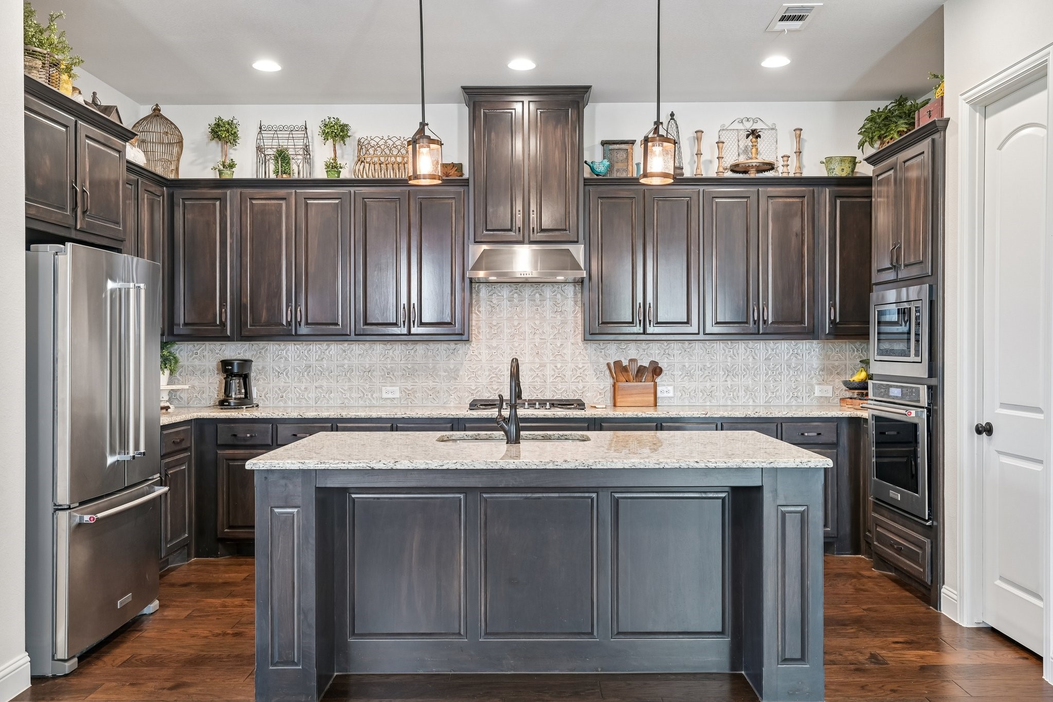 6800 Sleepy River Street Mckinney TX 75070